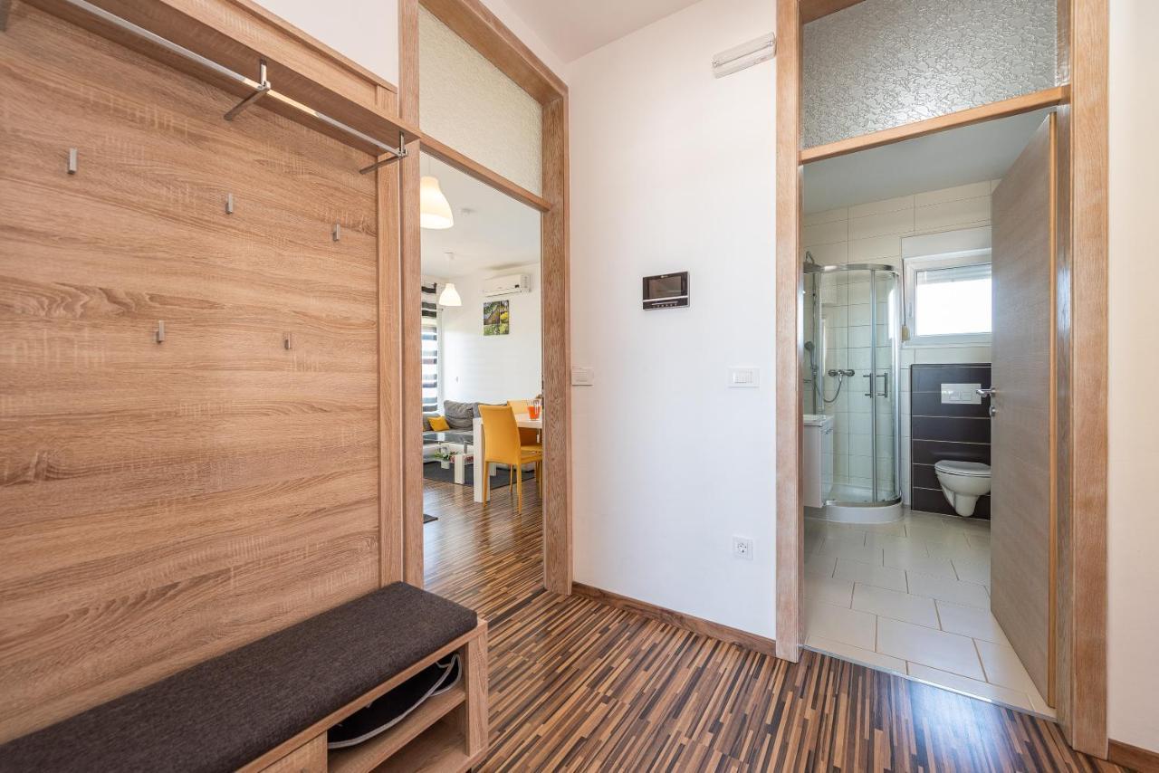 Antonio Apartments Sukošan Extérieur photo