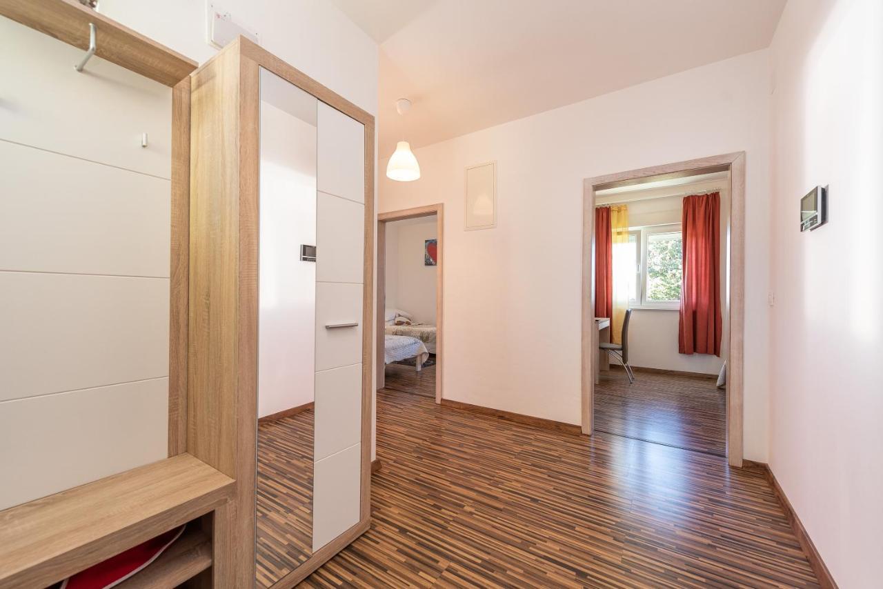Antonio Apartments Sukošan Extérieur photo
