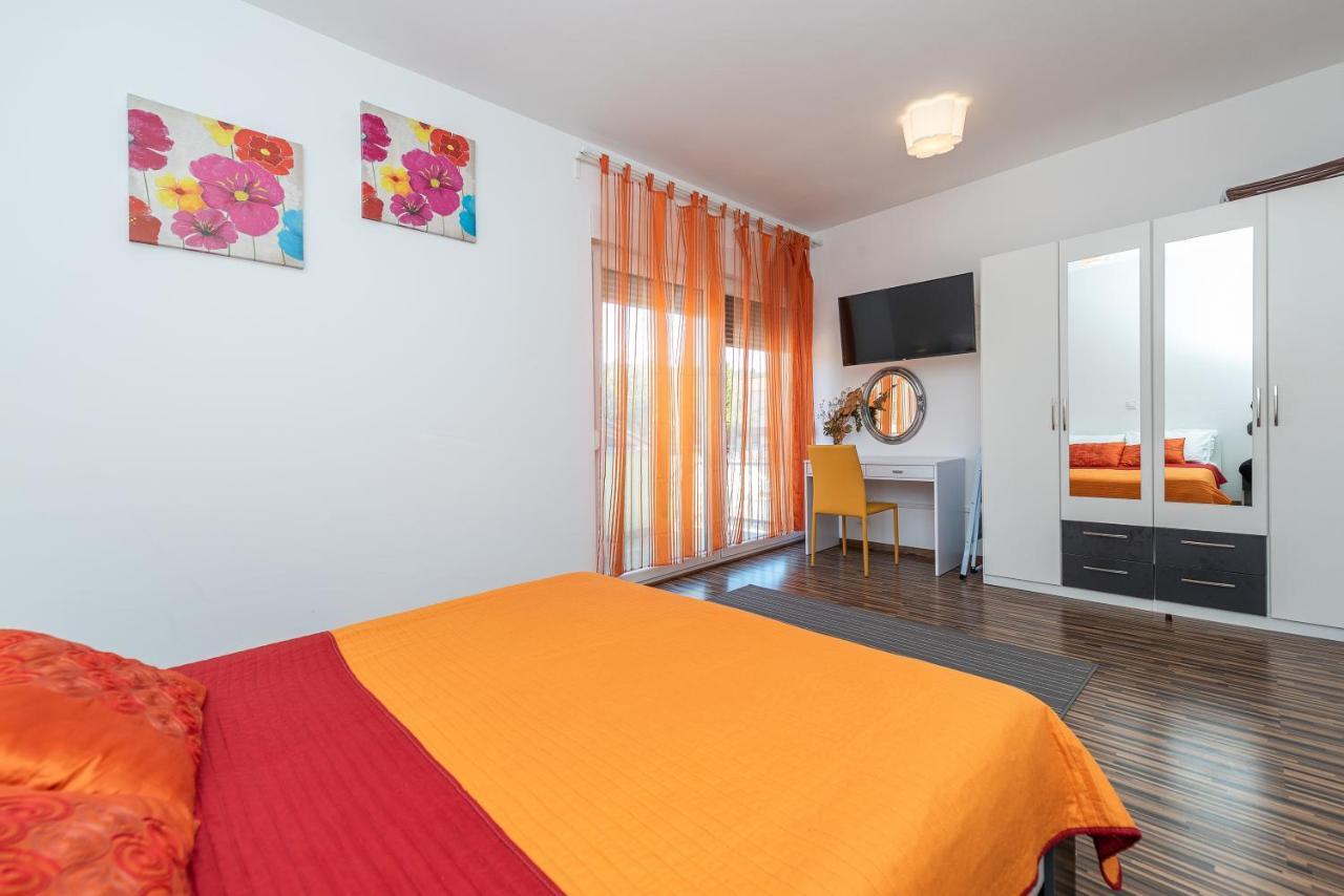 Antonio Apartments Sukošan Extérieur photo