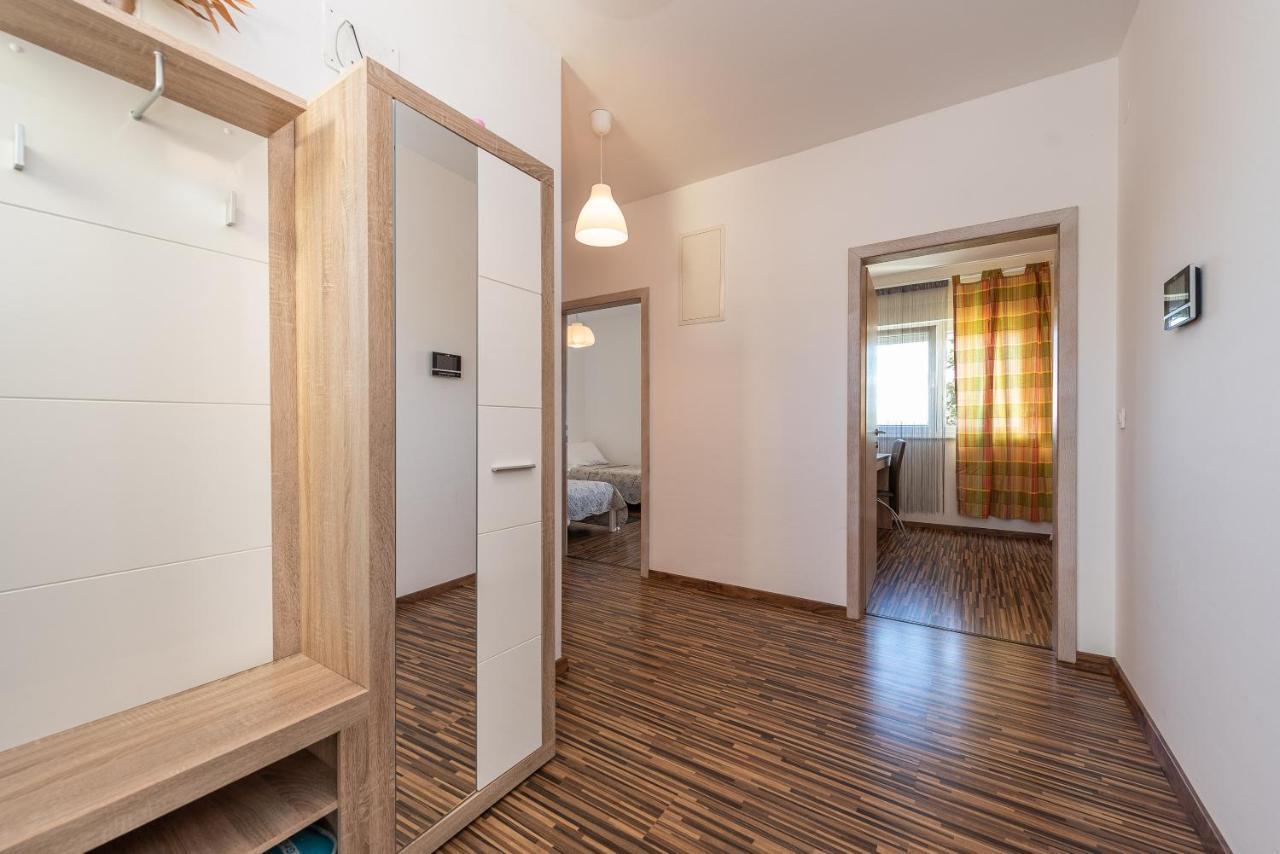 Antonio Apartments Sukošan Extérieur photo