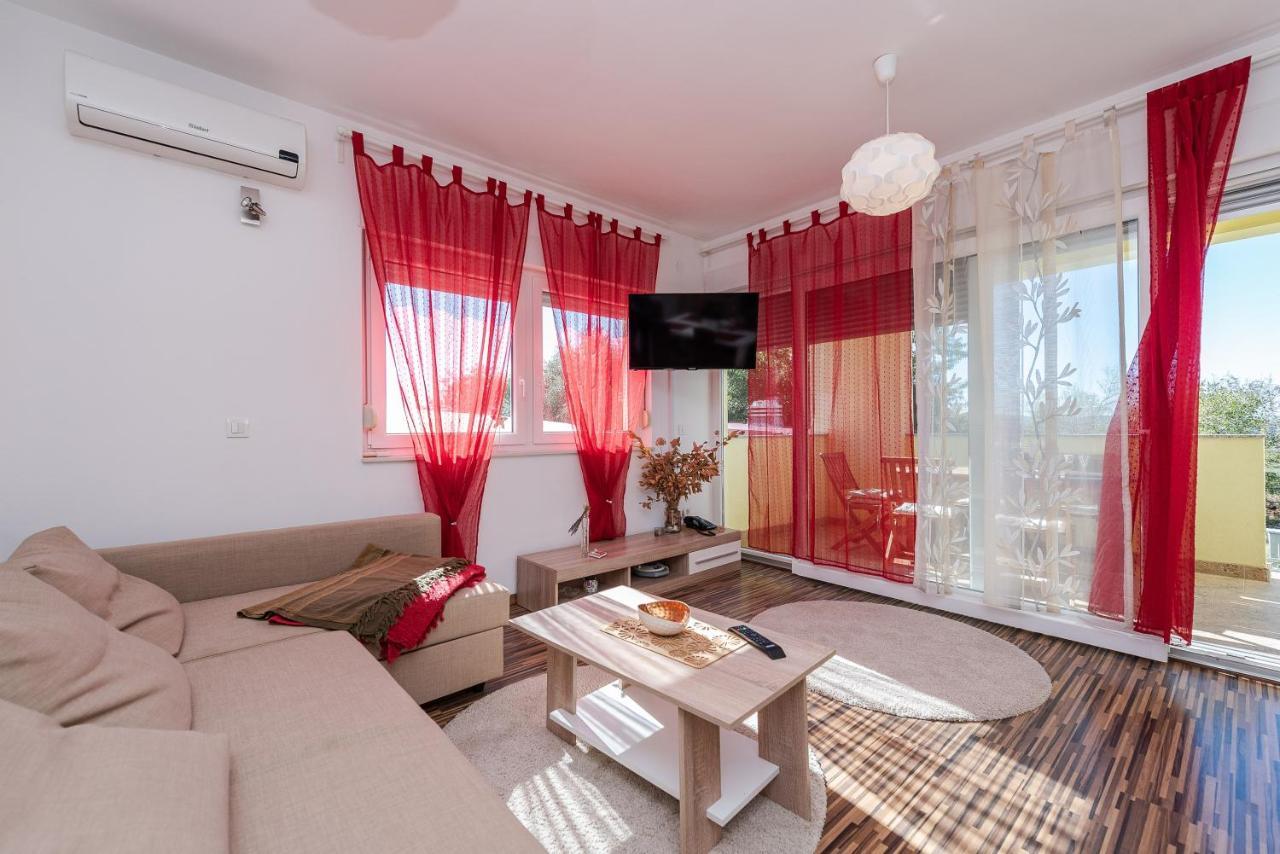 Antonio Apartments Sukošan Extérieur photo