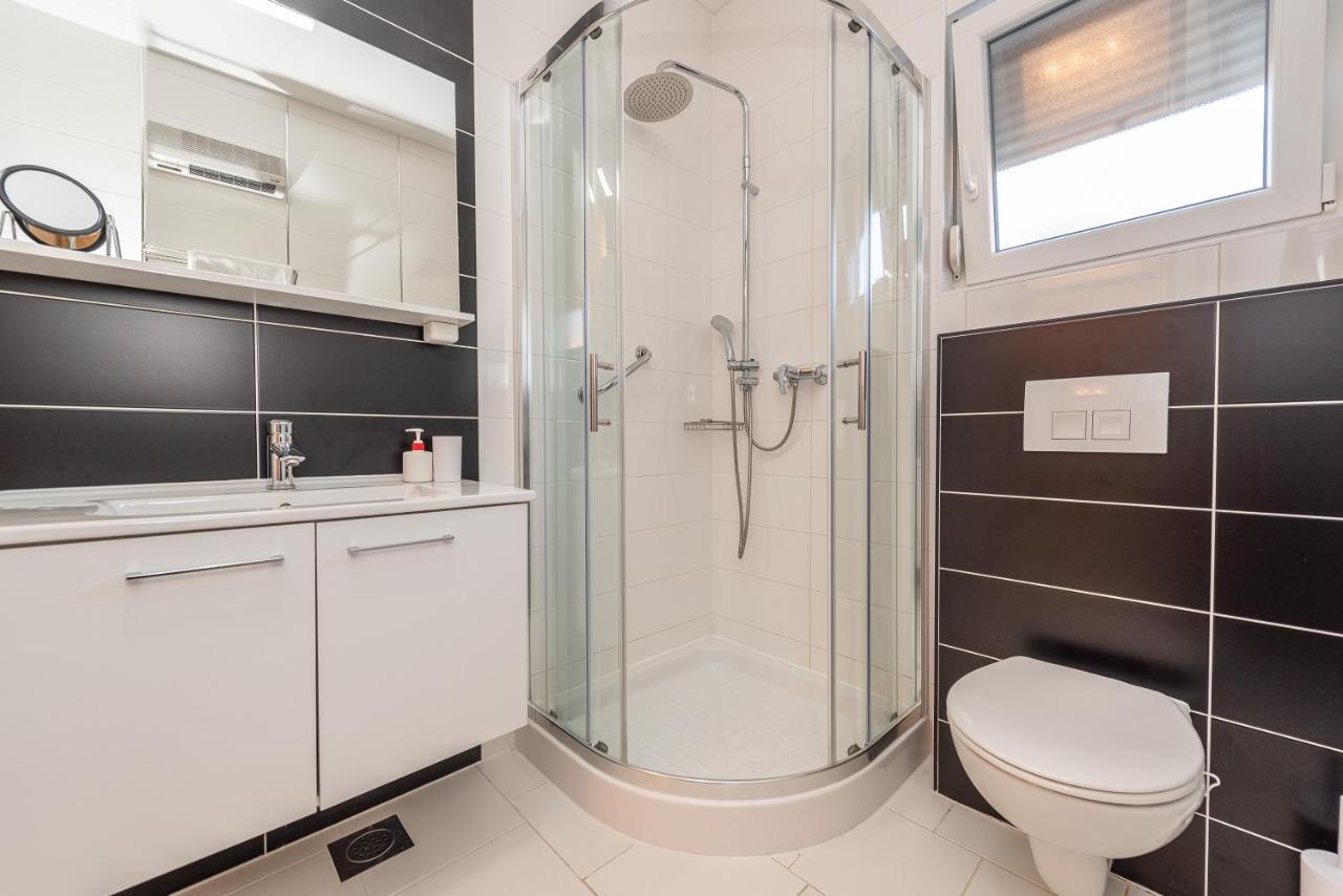 Antonio Apartments Sukošan Extérieur photo
